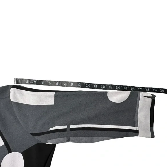 Ali Miles Women’s Black, White, and Gray Abstract Button-Up Shirt Size XL - Picture 6 of 8